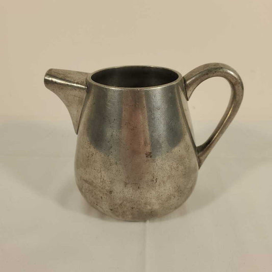 PEWTER PITCHER - POOLE'S PEWTER