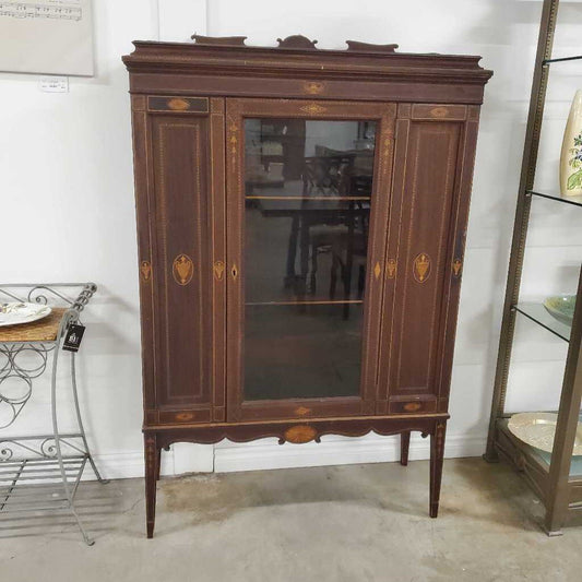 ANTIQUE CABINET