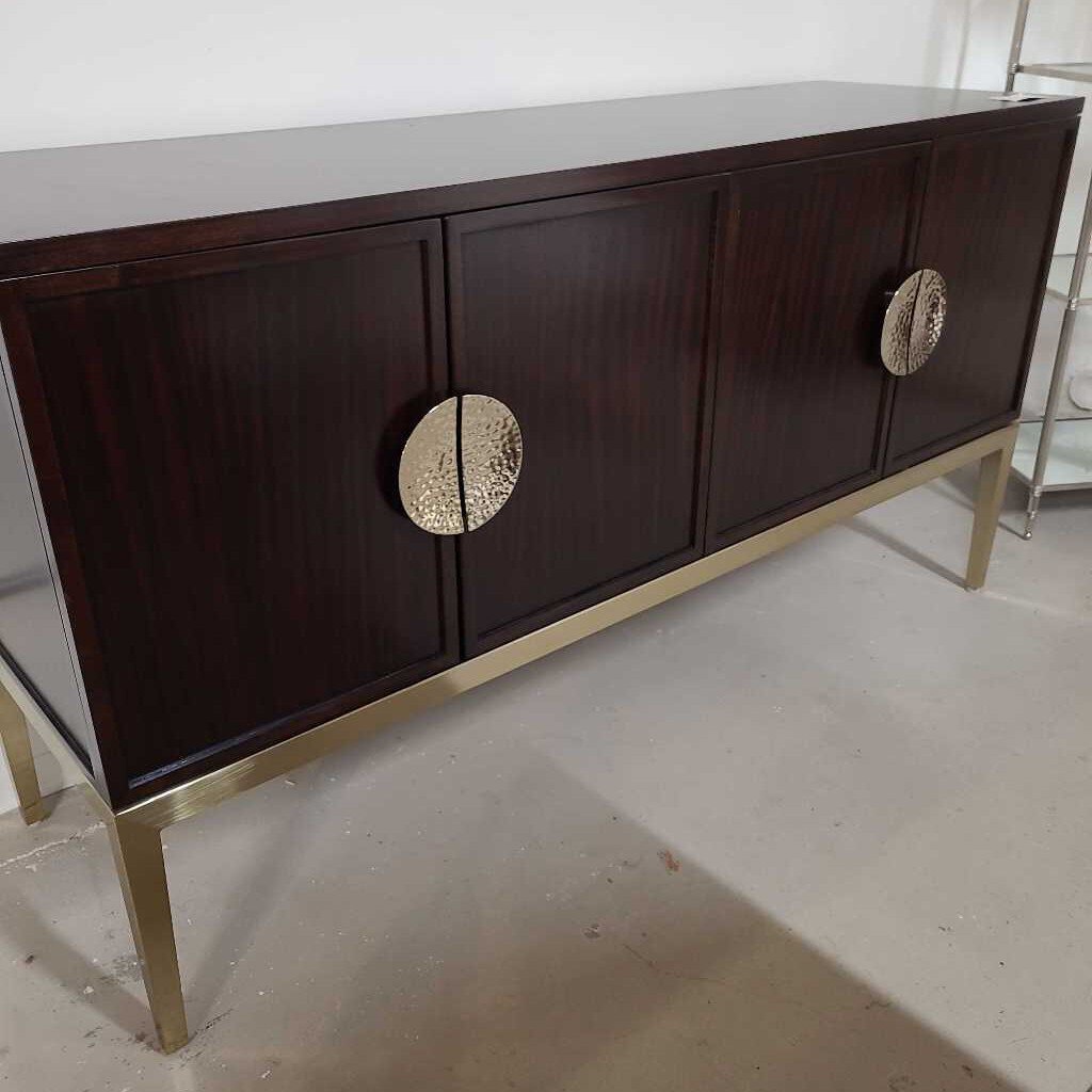 BERNHARDT JETSET SERVER